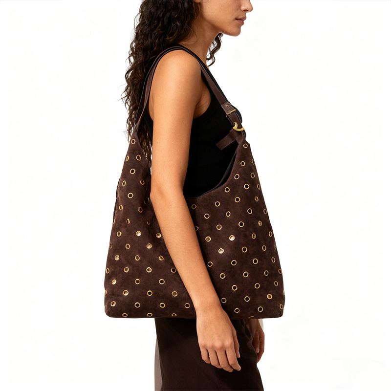 Bolso de mano con tachuelas de - Accordion Wallet Zip reseña y precio